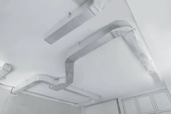 Soffitto Con Sistema Ventilazione Interno Vista Angolo Basso — Foto Stock