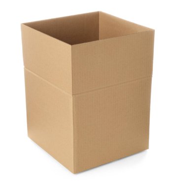 Beyaz arka plan üzerinde bir açık karton kutu