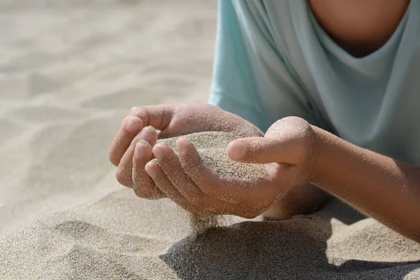 Child Holding Sand Hands Outdoors Closeup Fleeting Time Concept — Fotografia de Stock