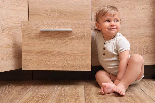 Little Child Exploring Drawer Indoors Danger Situation — Stock Photo, Image