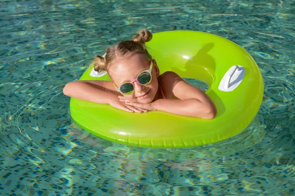 Happy Little Girl Inflatable Ring Outdoor Swimming Pool Sunny Day — 스톡 사진