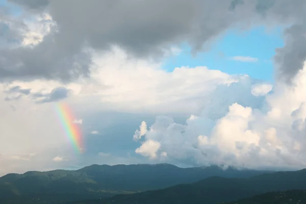 Pintoresca Vista Del Cielo Con Nubes Arco Iris —  Fotos de Stock