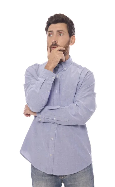 Pensive Man Skjorta Vit Bakgrund — Stockfoto
