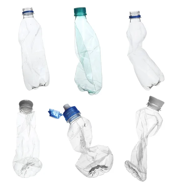 Set Con Bottiglie Sgualcite Vuote Sfondo Bianco — Foto Stock