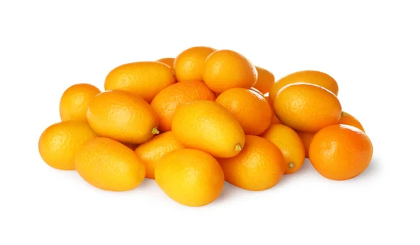 Frische Reife Kumquats Auf Weißem Hintergrund Exotische Früchte — Stockfoto