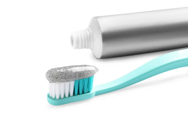 Tube Mit Holzkohle Zahnpasta Und Bürste Auf Weißem Hintergrund — Stockfoto