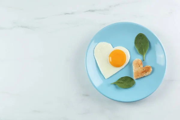 Romantic Breakfast Heart Shaped Fried Egg Toast White Marble Table — Stock Photo, Image
