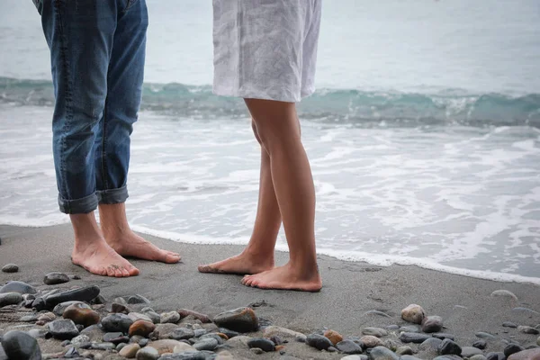 Young Couple Sandy Beach Sea Closeup — Photo