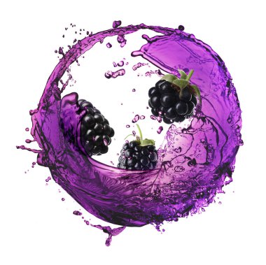 Taze böğürtlen ve beyaz arka planda biraz meyve suyu.