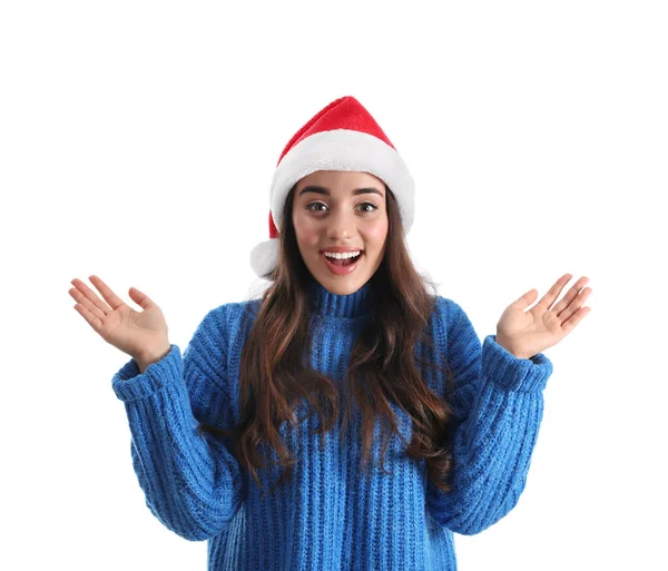 Schöne Emotionale Frau Trägt Weihnachtsmannmütze Auf Weißem Hintergrund — Stockfoto