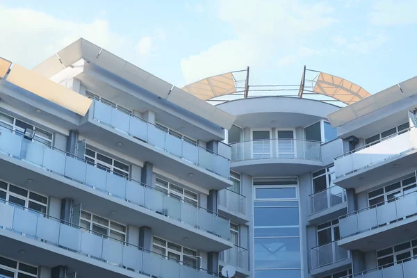 Exterior Beautiful Residential Building Balconies — Stockfoto