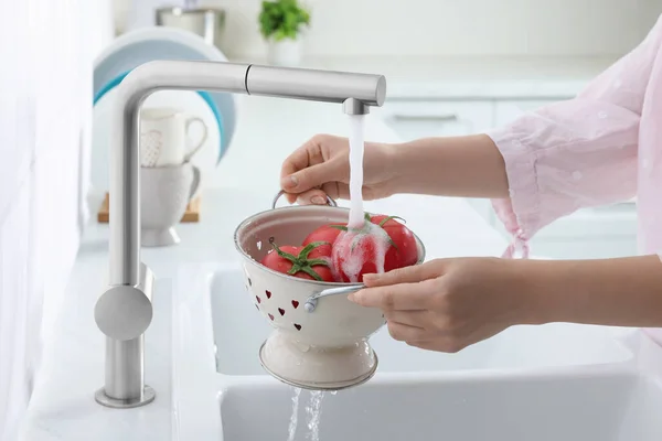 Woman Washing Fresh Ripe Tomatoes Tap Water Kitchen Closeup —  Fotos de Stock