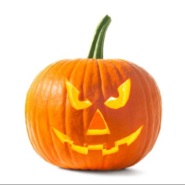 Korkunç balkabağı Jack O 'Lantern beyazda izole edilmiş. Cadılar Bayramı Dekorasyonu