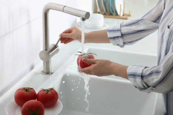 Woman Washing Fresh Ripe Tomato Tap Water Kitchen Closeup — Stok fotoğraf