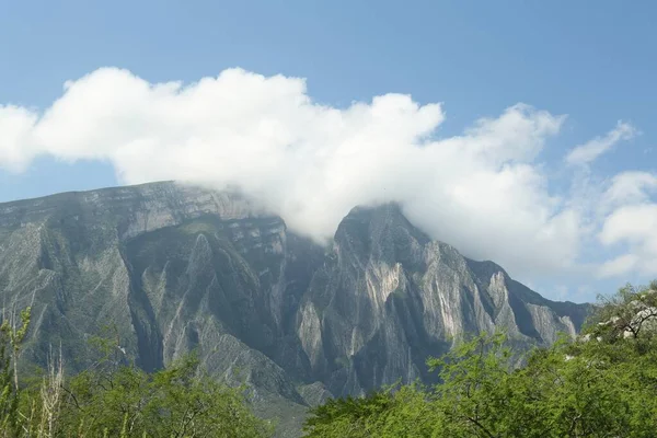 Picturesque View Beautiful Mountain Cloudy Sky — Stock Photo, Image