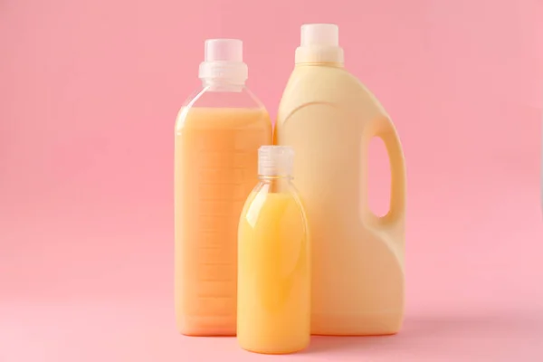 Bottles Laundry Detergents Pink Background — ストック写真