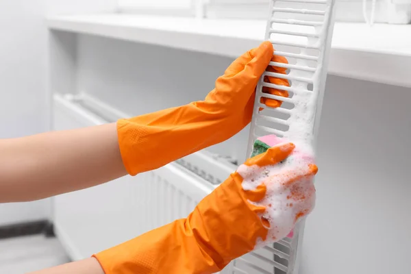 Woman Washing Radiator Grill Sponge Detergent Indoors Closeup — Zdjęcie stockowe