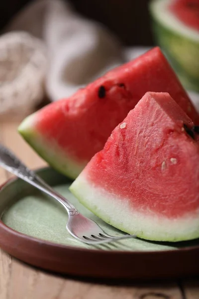 Sliced Fresh Juicy Watermelon Wooden Table Closeup — 图库照片