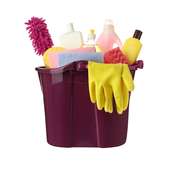 紫色塑料桶 带有洁白隔离的清洁用品和工具 — 图库照片