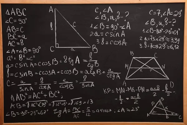 Diferentes Fórmulas Matemáticas Escritas Con Tiza Pizarra —  Fotos de Stock