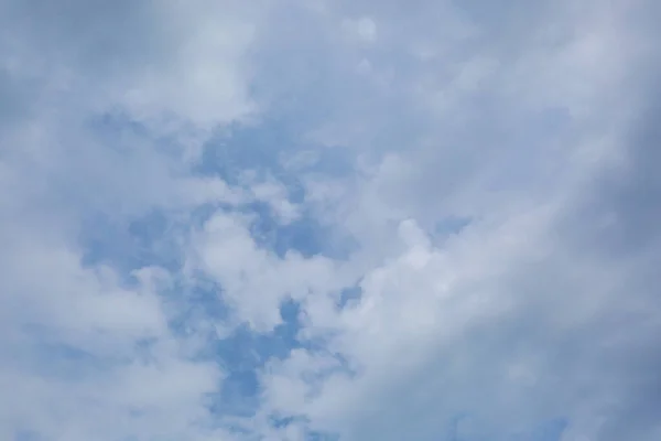 Schöner Blauer Himmel Mit Wolken Als Hintergrund Bedeckt — Stockfoto