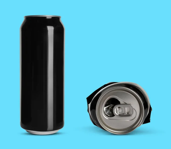 Whole Crumpled Aluminum Cans Light Blue Background — Stock Photo, Image