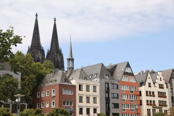 Köln Németország 2022 Augusztus Gyönyörű Lakóépületek Város Utcáján — Stock Fotó