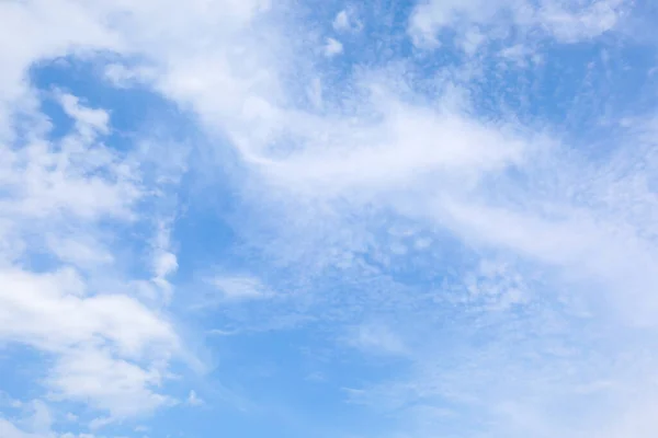 Schöner Blauer Himmel Mit Wolken Als Hintergrund Bedeckt — Stockfoto