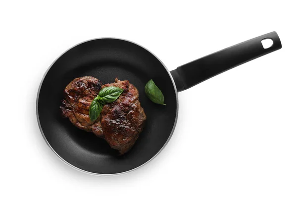 Chutný Smažený Steak Pánvi Izolovaný Bílém Pohled Shora — Stock fotografie