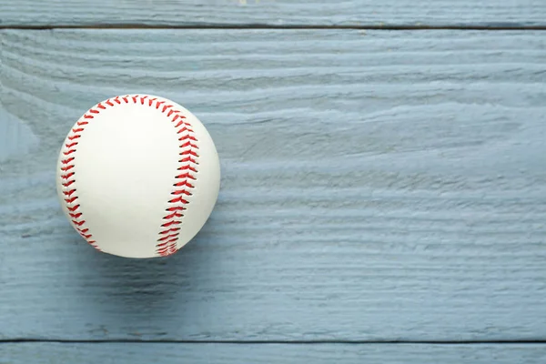 Pelota Béisbol Sobre Mesa Madera Gris Vista Superior Espacio Para —  Fotos de Stock