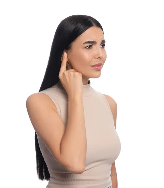 Junge Frau Leidet Unter Ohrenschmerzen Auf Weißem Hintergrund — Stockfoto