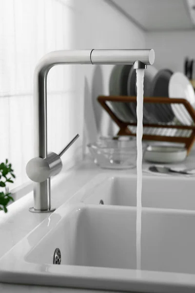 Stream Water Flowing Tap Kitchen — Foto Stock