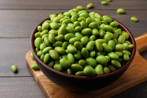 Bowl Delicious Edamame Beans Wooden Table Closeup — Zdjęcie stockowe