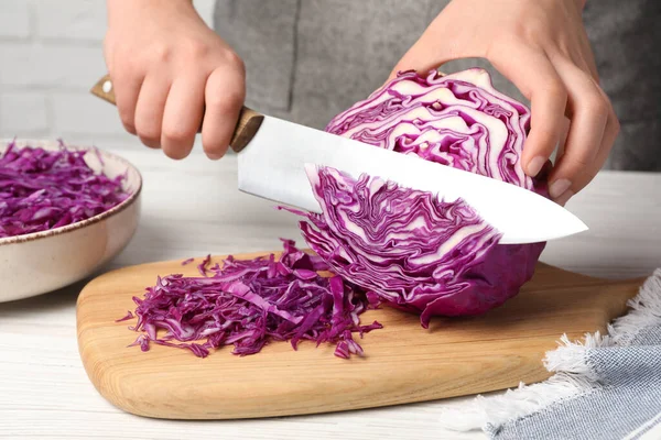 Woman Cutting Fresh Red Cabbage White Wooden Table Closeup — Stock Photo, Image