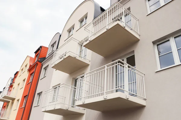 Exterior Beautiful Building Empty Balconies — Stockfoto