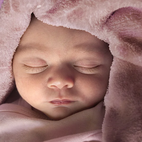 Bebek Uyuyor