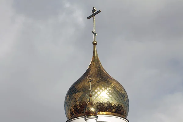 Golden Church domes closeup — Stock Photo, Image