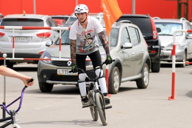 bmx Bisiklet yarışmaları için hazırlanıyor