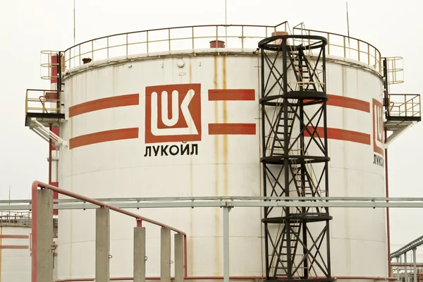 伏尔加格勒-10 月 19 日： 伏尔加格勒 refinery.october 19，2013 年伏尔加格勒，俄罗斯各生产部门的视图. — 图库照片