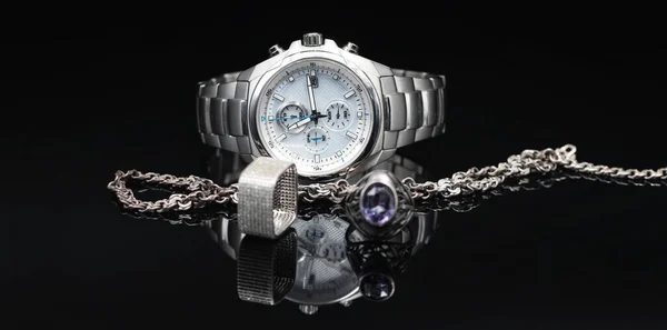 Men Watches Titanium Case Women Jewelry Made Silver — Stock Photo, Image