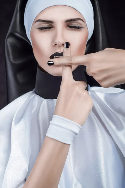 Cute nun — Stock Photo, Image
