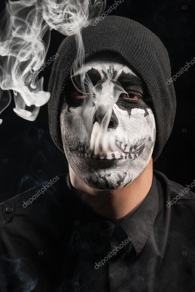 Im genes joker  fumando joker  m scara oscura  Foto  de 