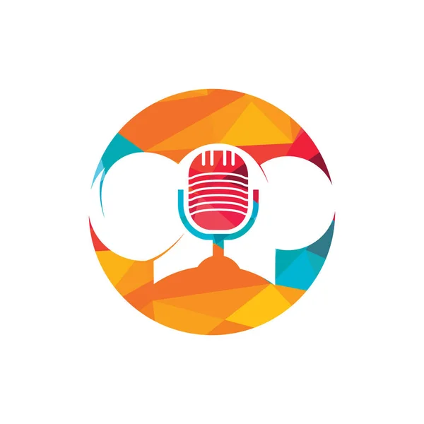Şef Podcast Vektör Logo Tasarım Şablonu Şarkı Söyleyen Şef Logosu — Stok Vektör