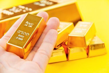 elini tutmak altın Bar