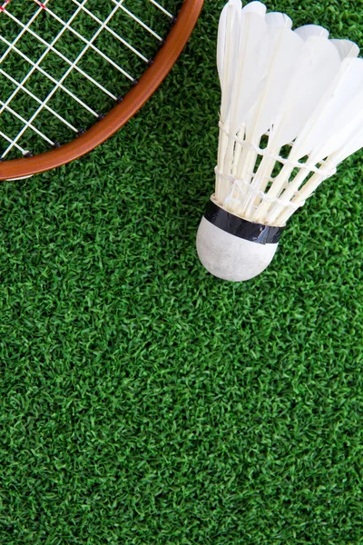 Badmintonbollen på domstolen — Stockfoto