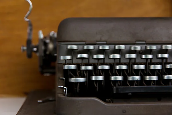 Imagen de cerca de la máquina de escribir vintage — Foto de Stock