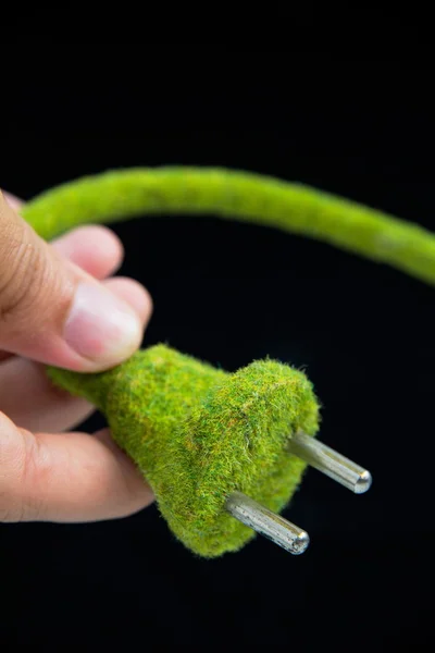 抽象形象的绿色电插头 — 图库照片