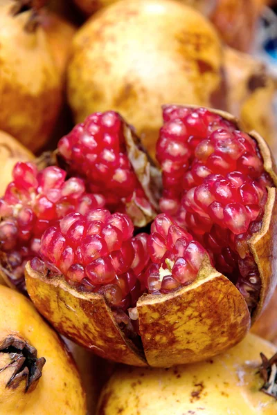 Pomegranate — Stock Photo, Image