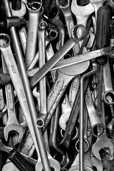 Diverse oude rot tools achtergrond — Stockfoto