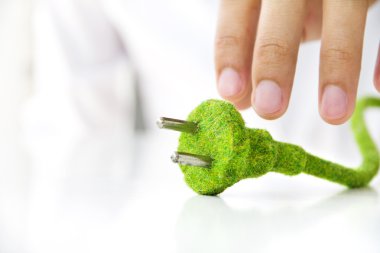 Yeşil elektrik fişi kavramı